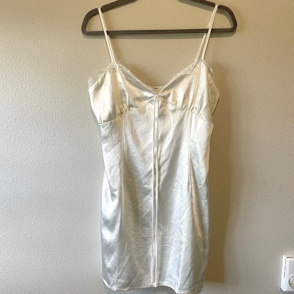 Lioness | Shimmering Satin Mini Slip Dress w/ Lace Trim - Picture 2 of 9